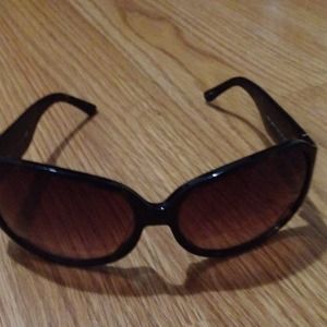 Kate spade sunglasses almost as new