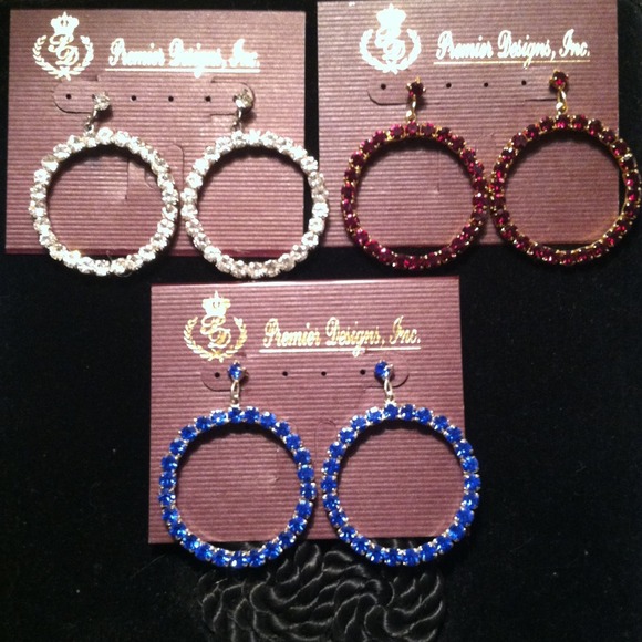 Rhinestone hoops 3pairs😃😃😃