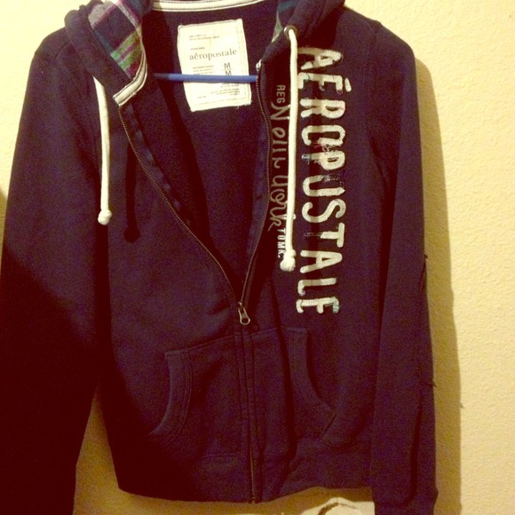 Aeropostale zip up hoodie!