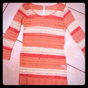 New top! Super cute! Kind of hippy-ish