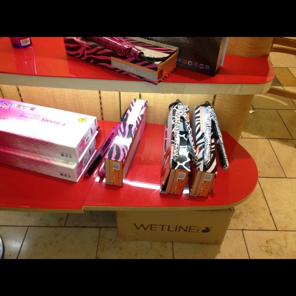 Wet line hair straightener mini - Picture 1 of 1