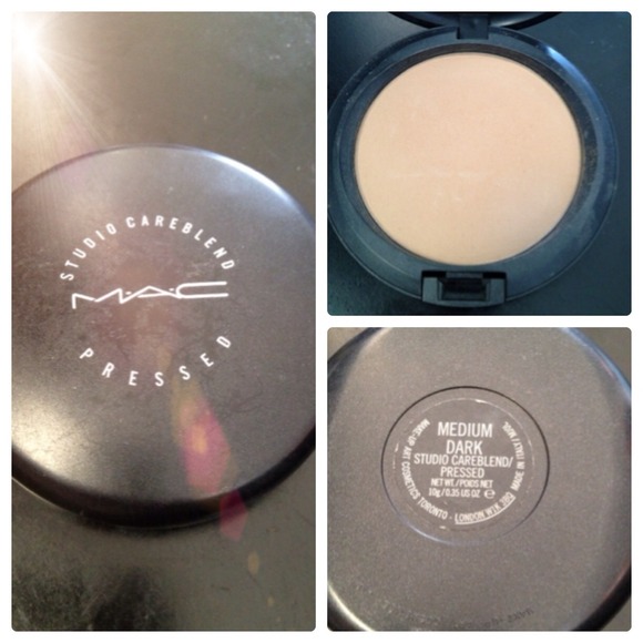 🚫SOLD🚫✨MAC✨Careblend powder