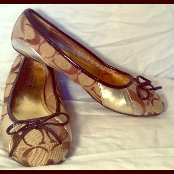 Authentic Coach Flats (size 8)