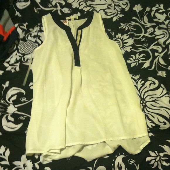 SHIRTS :) - Picture 2 of 2