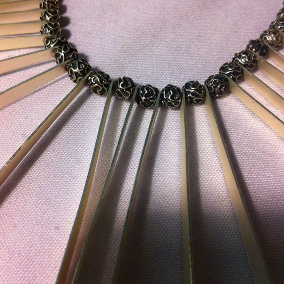 Topshop silver necklace - Picture 2 of 2