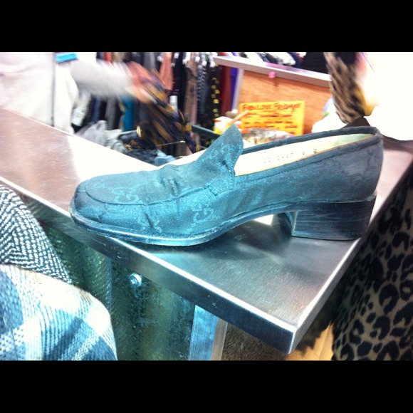 Shoes - Picture 2 of 2