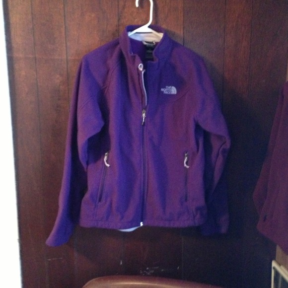 North face purple windwall 1 coat sz L