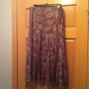 Leopard print skirt