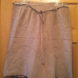 Isaac Mizrahi genuine tab leather skirt