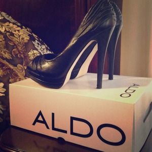 Aldo black high peep toe heels