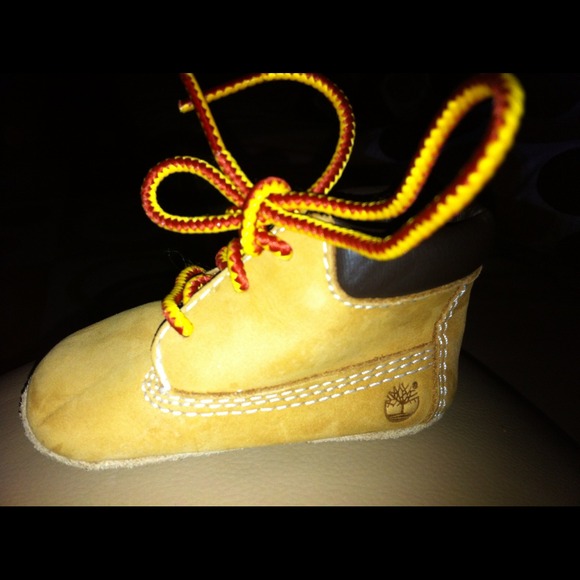 Shoes - Picture 2 of 3