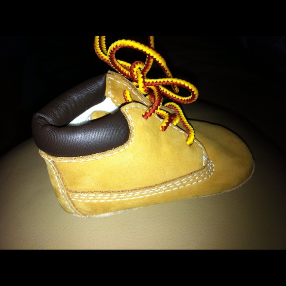 Shoes - Picture 3 of 3