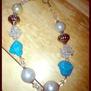 Large turquoise stone necklace