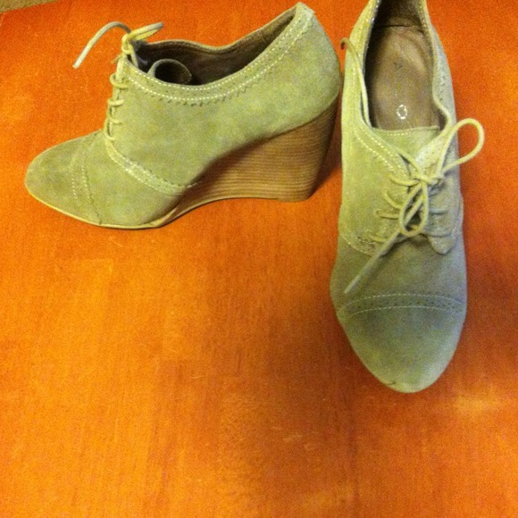 Aldo shoes