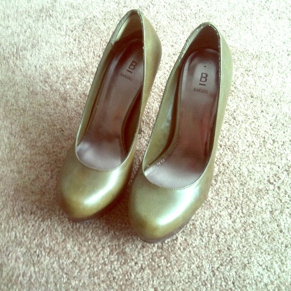 👠👠👠 - Picture 1 of 3