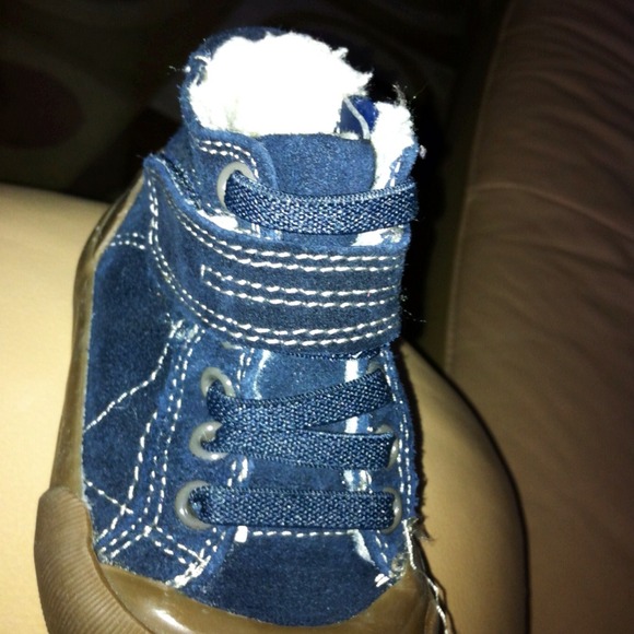 Shoes - Picture 2 of 2
