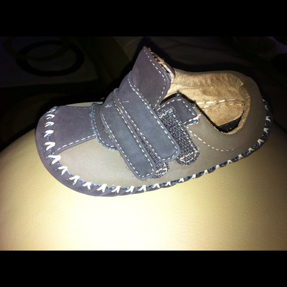 Shoes - Picture 2 of 2