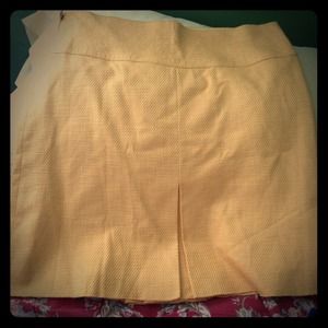 🌟Sold🌟Tory Burch skirt