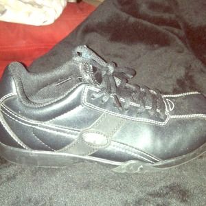 🚫Traded🚫Shoes for crews! No slip sole 👞👟