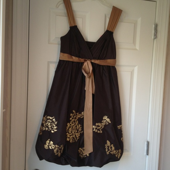 BCBG MazAzria cocktail bubble dress - Picture 4 of 4