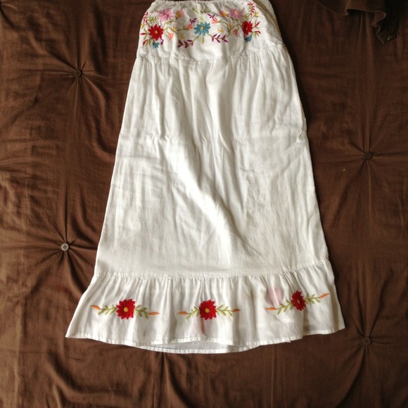 Strapless dress