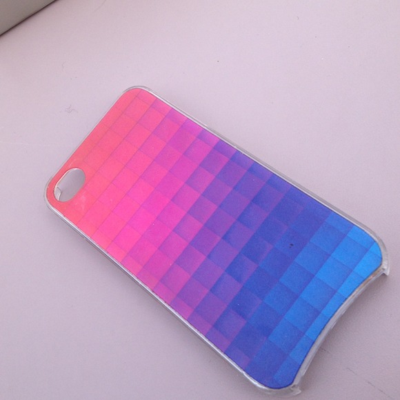 iPhone 4 case - Picture 1 of 3