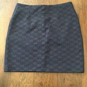 Authentic Gucci monogram size M skirt