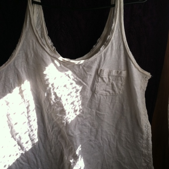 White Aerie tank top