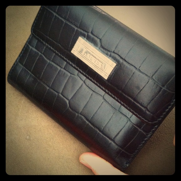 Ralph Lauren Clutches & Wallets - RL small ladies wallet.
