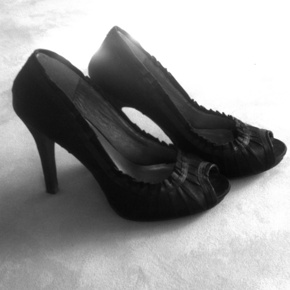Black heels
