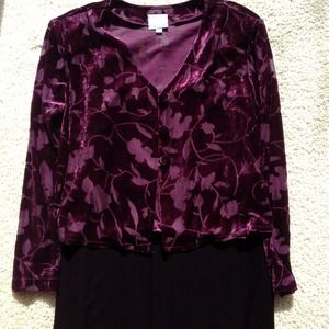 REDUCED Eggplant velvet button close jacket