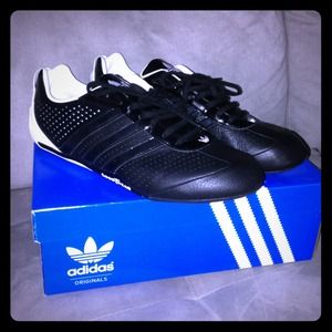 Men's Adidas shoes