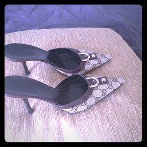 Authentic Gucci shoes