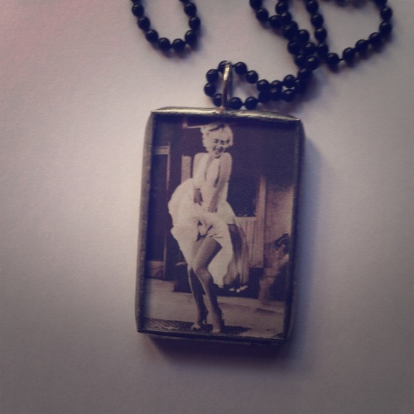 RESERVEDAdorable reversible Marilyn Monroe pendant