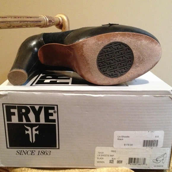 FRYE Liv Shootie Black Leather&Suede platform pump - Picture 2 of 4