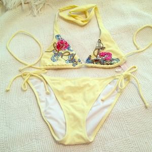 💥Reduced💥 VS True ❤ Forever Tie Bikini