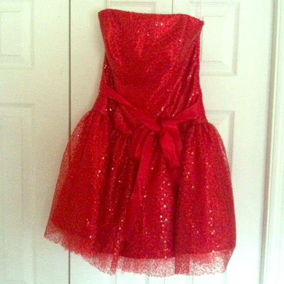 Jessica McClintock short prom dress