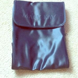 Mary Kay Makeup/Toiletry Hanging Traveling Case!