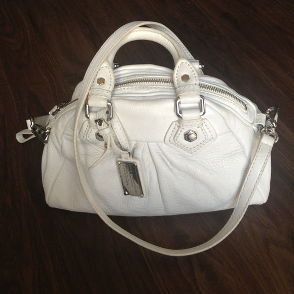 Marc by Marc Jacobs Handbags - Small White Marc Jacobs bag