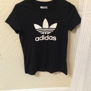 Adidas tshirt