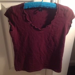 Gap shirt