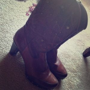 Beautiful brown with brass detail high heel boots!