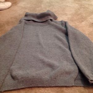 Turtle neck sweater