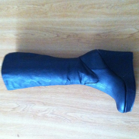 Tall black boots