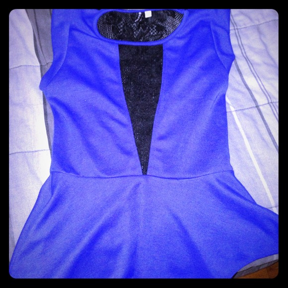 Sexy classy blue top! 😍