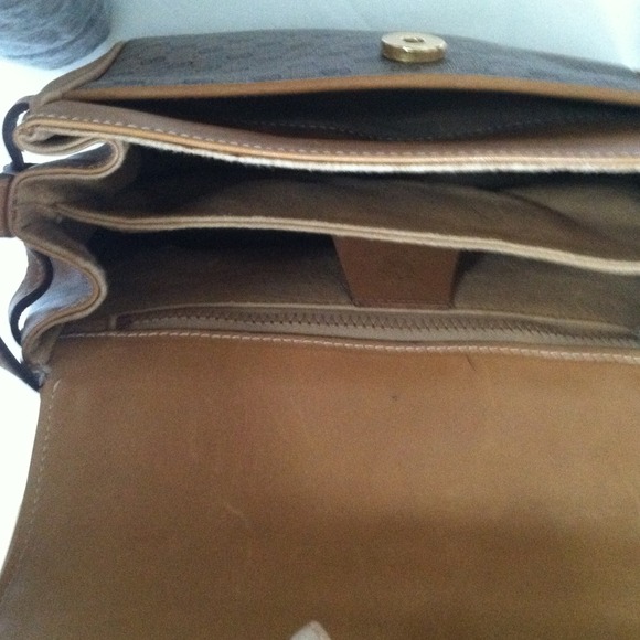 REDUCED✂⚡Auth.Guccicross body❤EXCELLENT CONDITION