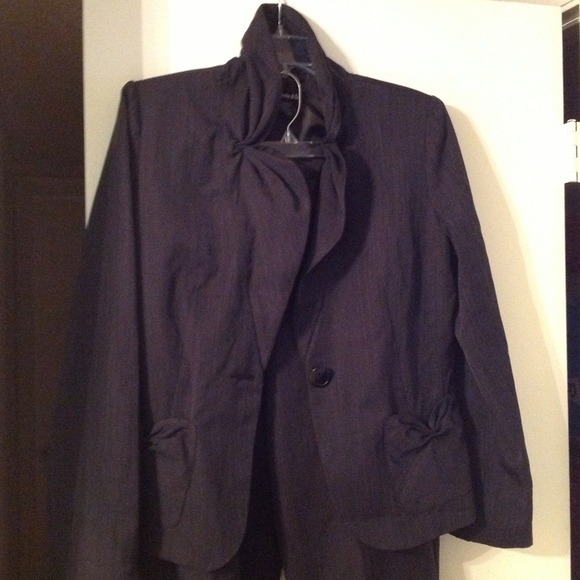 2 PC NWOT business suit.