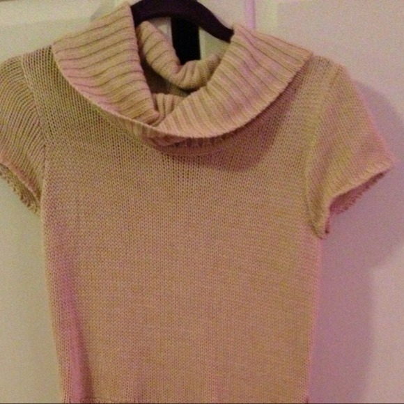 Sold in bundle Short sleeve sweater dress