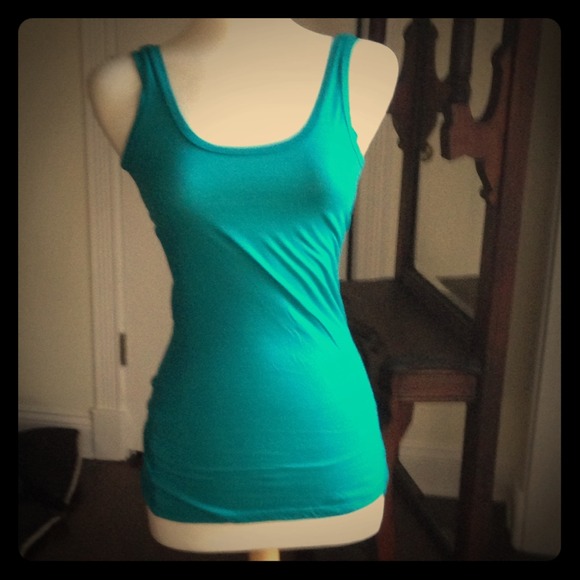LnA Tank Top - Picture 1 of 3