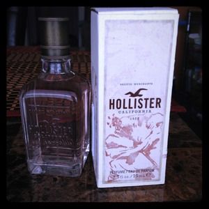 💢REDUCED💢Hollister Perfume